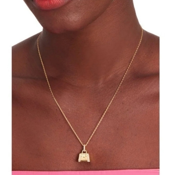 💛🔹️Kat Spade🔹️ Hit the Town Purse  Pendant Necklace, 16" + 3" extender - Picture 2 of 4